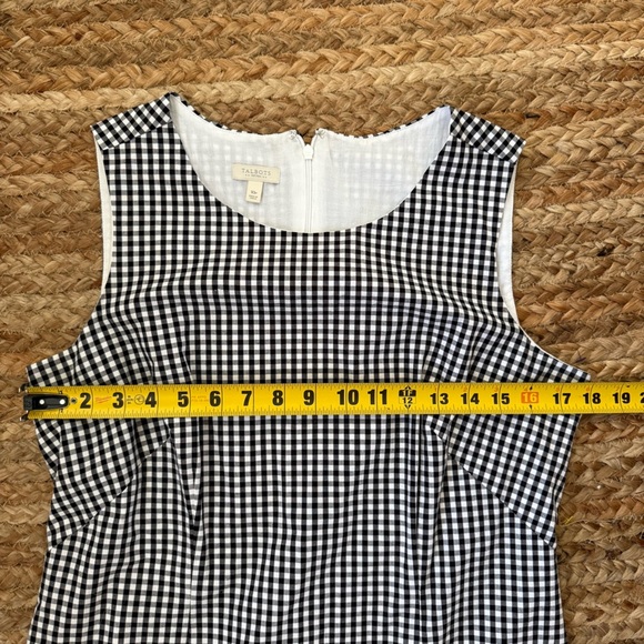 Talbots 10 Petite Black & White Gingham Cotton Dress with eyelet trim - Picture 4 of 7